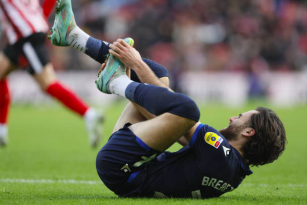 El tobillo de Ben Brereton Díaz detuvo el corazón de los hinchas del Blackburn Rovers. Foto: Getty Images