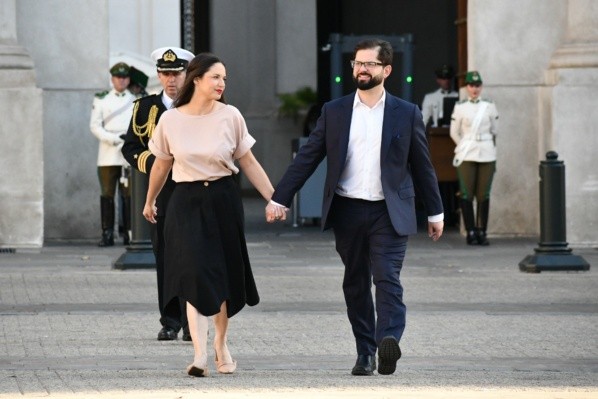 Irina Karamanos aclara el estado de su relación con el Presidente Boric.(Foto: UNO)