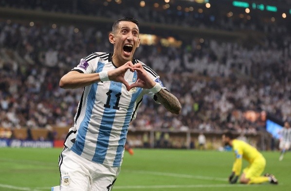 Ángel di María celebra el golazo que le marcó con Argentina en la final de Qatar 2022 a Francia. (Getty Images 2022).