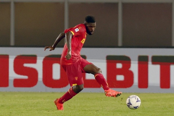 Umtiti sufrió con el racismo en el último partido del Lecce. | Foto: Getty