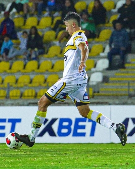 Bruno Cabrera en acción por Coquimbo Unido. (Comunicaciones Coquimbo Unido).