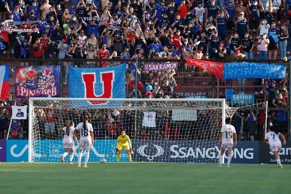 Final del fútbol femenino chileno, Estadio Santa Laura 2021 | Foto: Agencia Uno