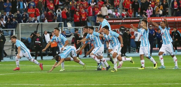 Magallanes terminó su histórica campaña del 2022 como campeón de la Primera B, ascendido al Campeonato Nacional y el nuevo monarca de la Copa Chile. Foto: Agencia Uno