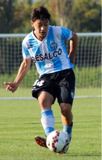 Cristián Zavala con la camiseta de Magallanes por el equipo Sub 19. (Manojito).