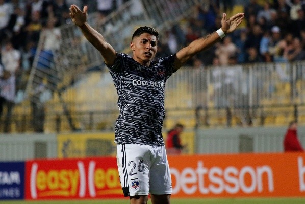 Jordhy Thompson ha tenido continuidad en el arranque de temporada de Colo Colo (foto: Agencia Uno)