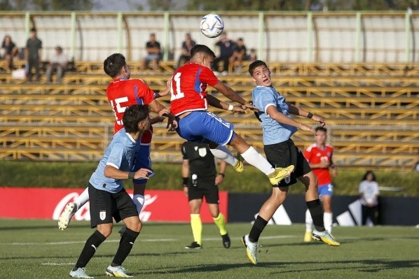 Chile y Uruguay volverán a jugar este viernes, en La Calera (Foto: La Roja)