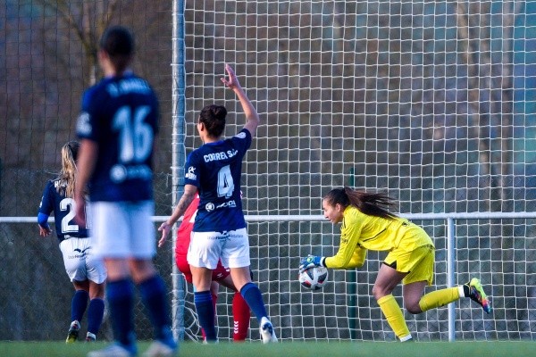 Antonio Canales está teniendo rendimiento en el Real Oviedo Femenino | Foto: Real Oviedo.
