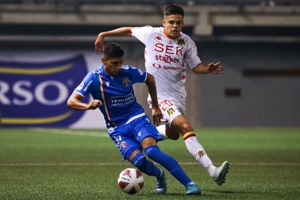 Audax no pudo aprovechar el hombre de más que tuvo durante gran parte del partido. | Foto: Agencia UNO.