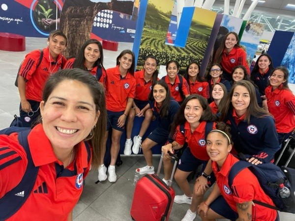 La Selección Chilena Femenina ya está en Auckland. | La Roja