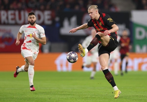 Erling Haaland no tuvo su noche y apenas tocó el balón. Foto: Getty Images
