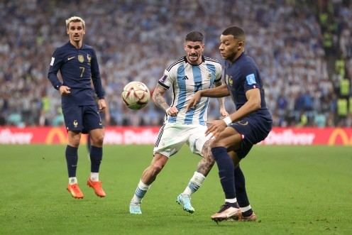 Rodrigo De Paul suma tres títulos con Argentina: la Copa América, la Copa del Mundo y la Finalissima. Foto: Getty Images.