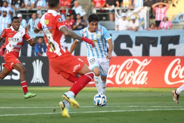 Magallanes venció por 3-0 a Always Ready en la ida jugada en Rancagua. | Foto: Agencia UNO,