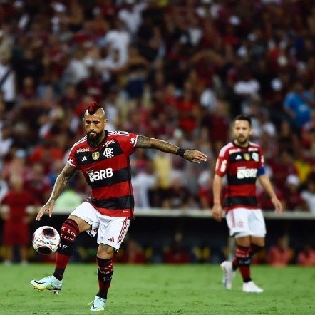 Arturo Vidal disputó 72&#039; minutos en la derrota del Flamengo ante Vasco da Gama. Foto: @flamengo