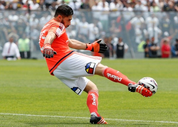 Johnny Herrera tiene confianza en lo que pueda hacer la U este domingo ante Colo Colo en el Estadio Monumental. | Foto: Agencia UNO.
