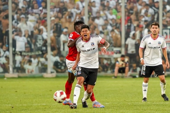 Esteban Pavez lidera a Colo Colo para defender el invicto de 22 años en el Monumental. Foto: Guille Salazar, RedGol.