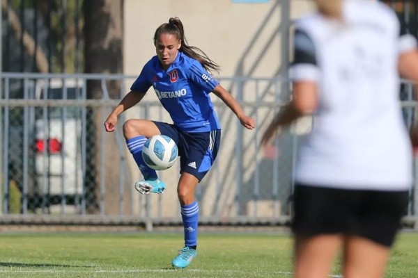 Franchesca Caniguán es una que cambió Fernández Vial por Universidad de Chile. | Prensa UCH