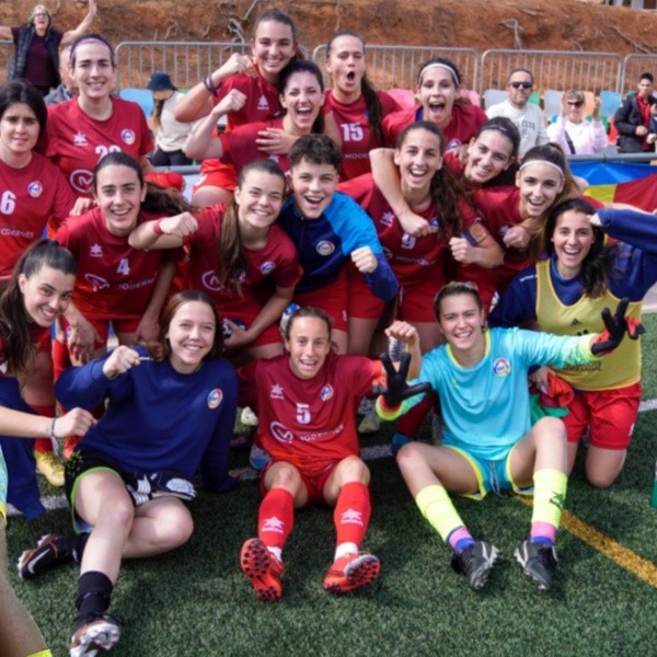 González ya jugó su primer partido con ENFAF y fue triunfo por 3-1. | Coke González