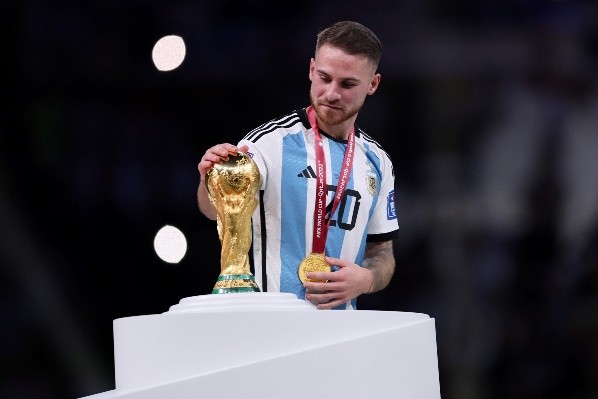 Alexis Mac Allister se ganó una camiseta de titular en el seleccionado argentino durante el Mundial de Qatar 2022. | Foto: Getty Images.