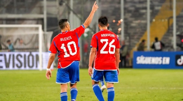 Alexander Aravena fue clave para que Alexis Sánchez brillara ante Paraguay. Foto: Guille Salazar, RedGol.