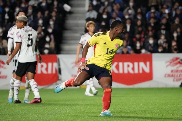 Jhon Jader Durán anotó su primer gol por Colombia frente a Japón. (Getty Images).
