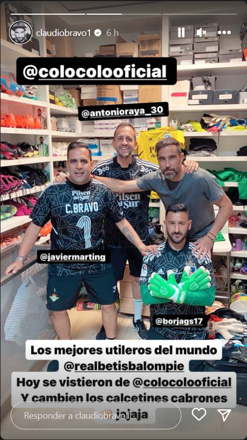 Bravo le llevó camisetas a los utileros del Betis | Instagram