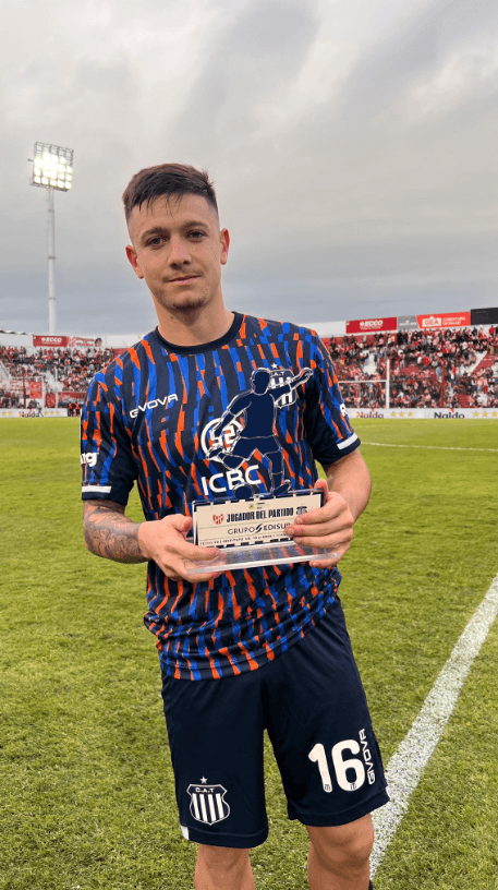Rodrigo Garro fue reconocido como el mejor jugador del clásico que Talleres le ganó a Instituto.