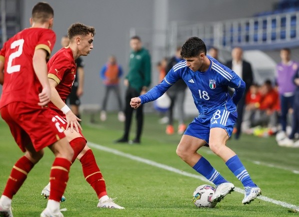 Bruno Zapelli, jugador de Belgrano, en acción por la Sub 21 de Italia. (Getty Images).