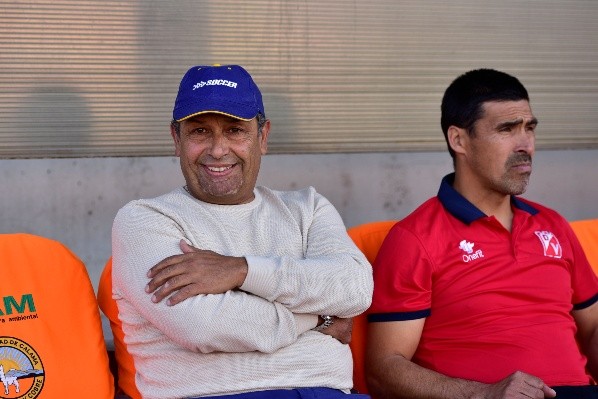 Jorge Aravena estuvo en el Zorros del Desierto cuando dirigió a Deportes Valdivia en 2018. (Photosport).