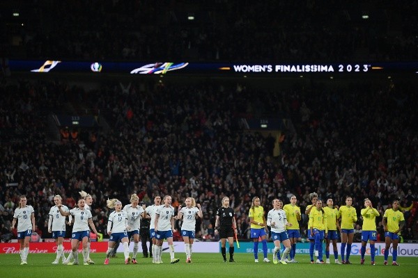 Inglaterra y Brasil durante la tanda de penales | Foto: Getty Images