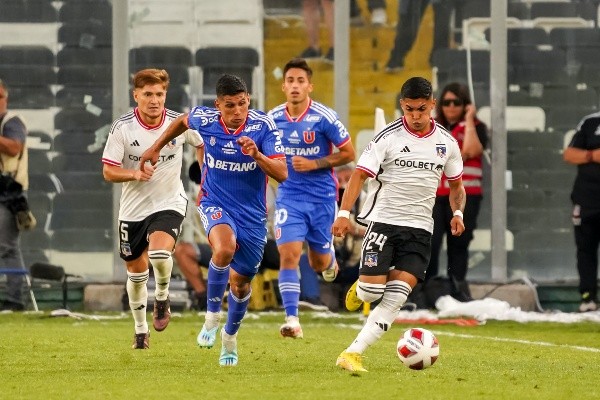 Ante la U el pasado domingo 12 de marzo fue el último partido que jugó Jordhy Thompson en Colo Colo. | Foto: Guillermo Salazar.