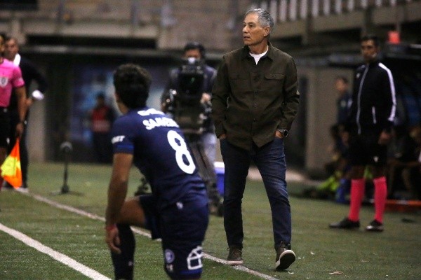 Holan pasó un susto grande en la Copa Chile