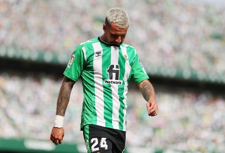 El Real Betis terminó con dos futbolistas expulsados. Foto: Getty Images