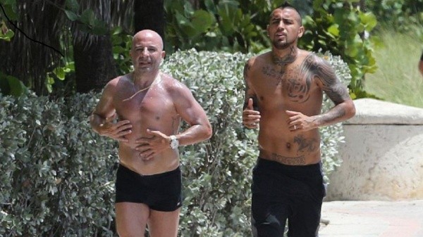 Jorge Sampaoli y Arturo Vidal buscarán hacer historia, ahora con el Flamengo. Foto: Archivo