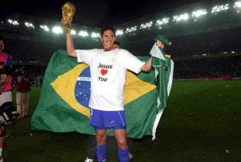 Edmílson fue campeón del mundo con Brasil en Corea Japón 2002. (Getty Images).