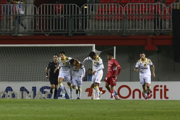 Coquimbo remontó de forma agónica ante Ñublense en Chillán. Foto: Photosport.