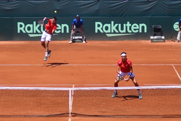 Tabilo y Barrios la rompieron como dupla de dobles para Chile en Copa Davis. | Foto: Photosport