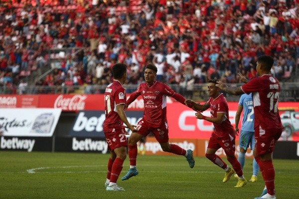 Ñublense no podrá ejercer su localía en el Nelson Oyarzún para la Copa Libertadores. | Foto: Photosport