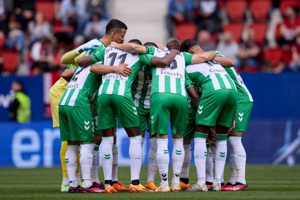Los jugadores se juramentan en su objetivo. Foto: @RealBetis