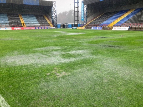 La cancha de Talcahuano está completamente inundada. | Foto: Sergio Godoy Acosta
