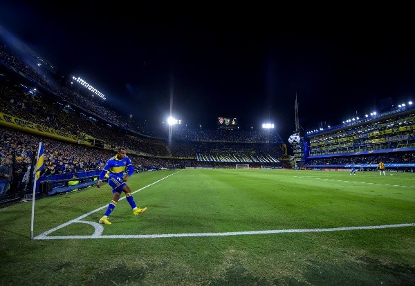 Boca en este año incluso ha perdido poderío jugando en La Bombonera, perdiendo tres partidos de local en lo que va del año. | Foto: Photosport.