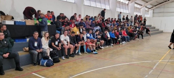 Esteban Paredes compartiendo junto a Luis Núñez. | Foto: Archivo.