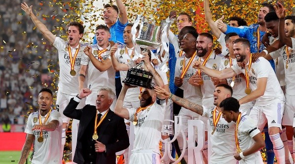 El Real Madrid se coronó recientemente campeón de la Copa del Rey 2022-2023, por lo que llega motivado a las semifinales | Fuente: Getty Images